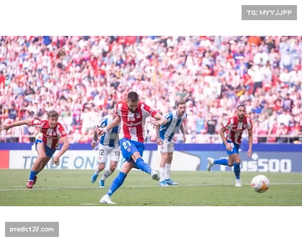 塞维利亚4-1击败巴萨 高效反击针对高位防线弱点